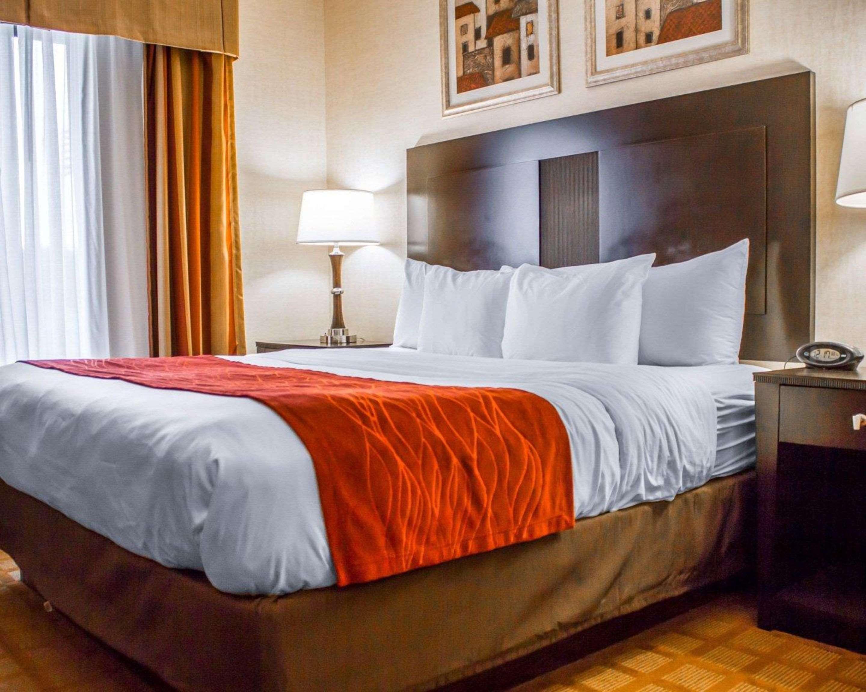 Comfort Suites Edinboro Kültér fotó