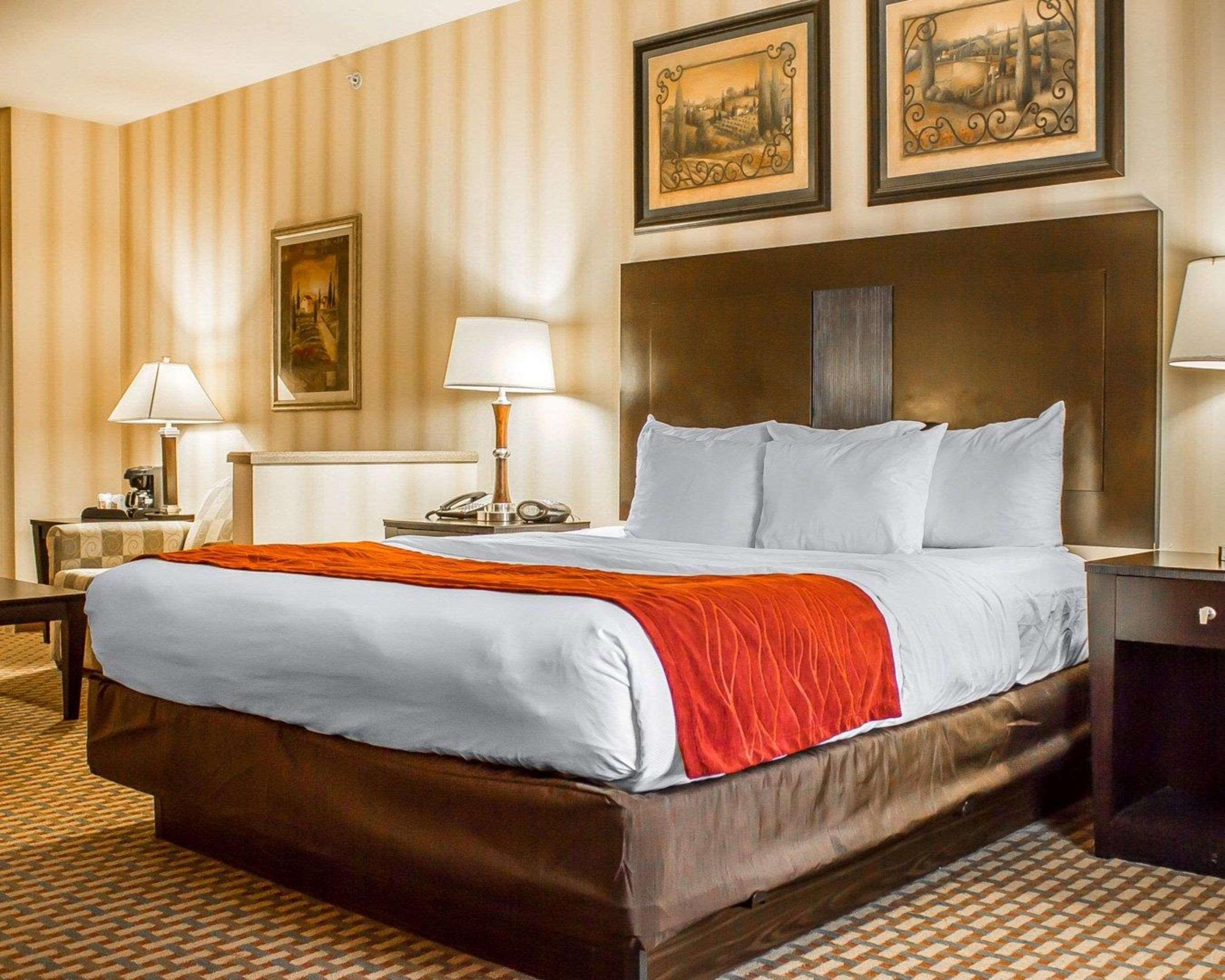 Comfort Suites Edinboro Kültér fotó